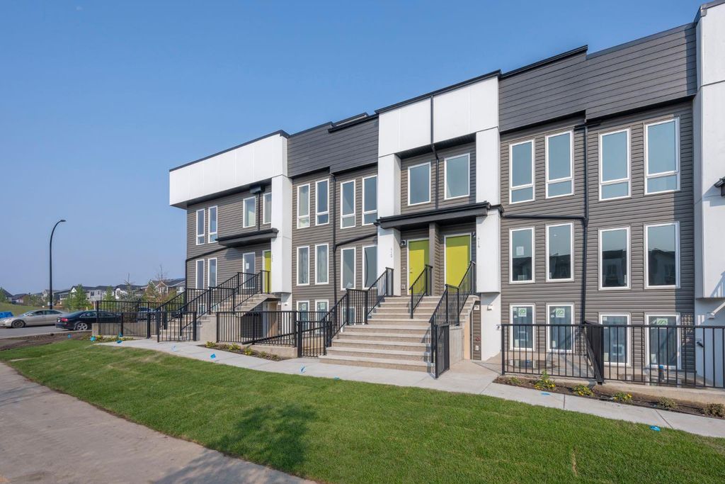 Photo of 412 Seton Circle SE, Calgary, AB T3M 3H1 (MLS # A2291664)