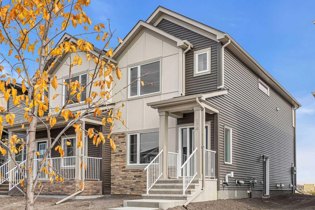 Photo of 178 Lanark Gate SE, Airdrie, AB T4A 3R7 (MLS # A2348036)
