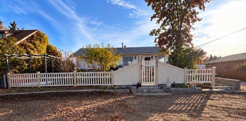 Photo of 5011 47 Street, Mirror, AB T0B 3C0 (MLS # A2349183)