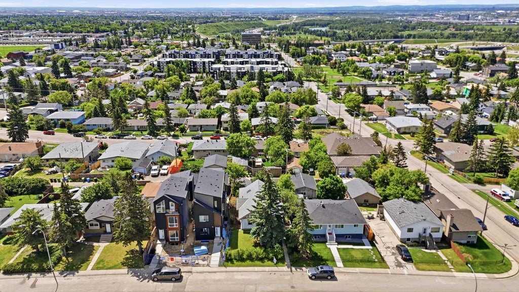 Photo of 2713 9 Avenue SE, Calgary, AB T2A 0B6 (MLS # A2324121)
