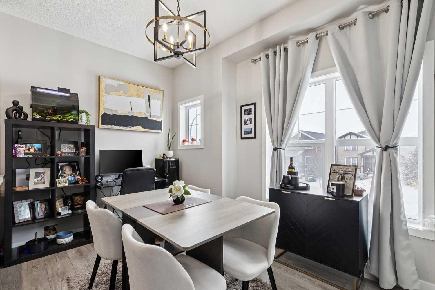 250 Fireside View 1009