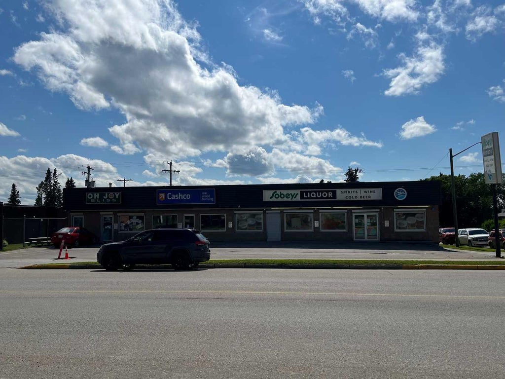 Photo of 624 50 Street, Edson, AB T7E 1N7 (MLS # A2337016)