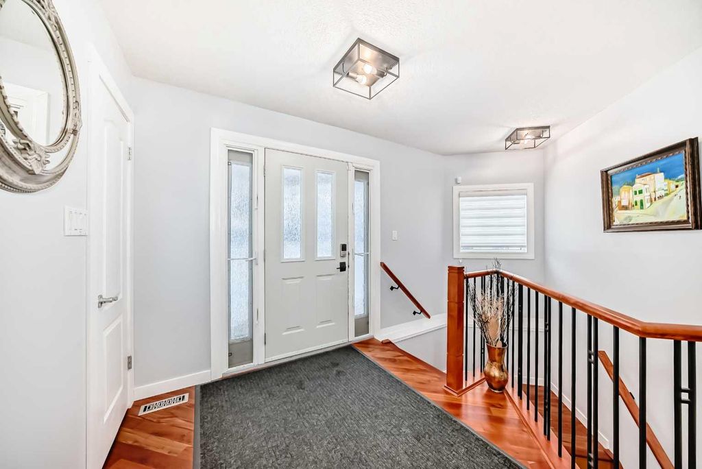 Photo of 5135 48 Street NW, Calgary, AB T3A 0T2 (MLS # A2278073)