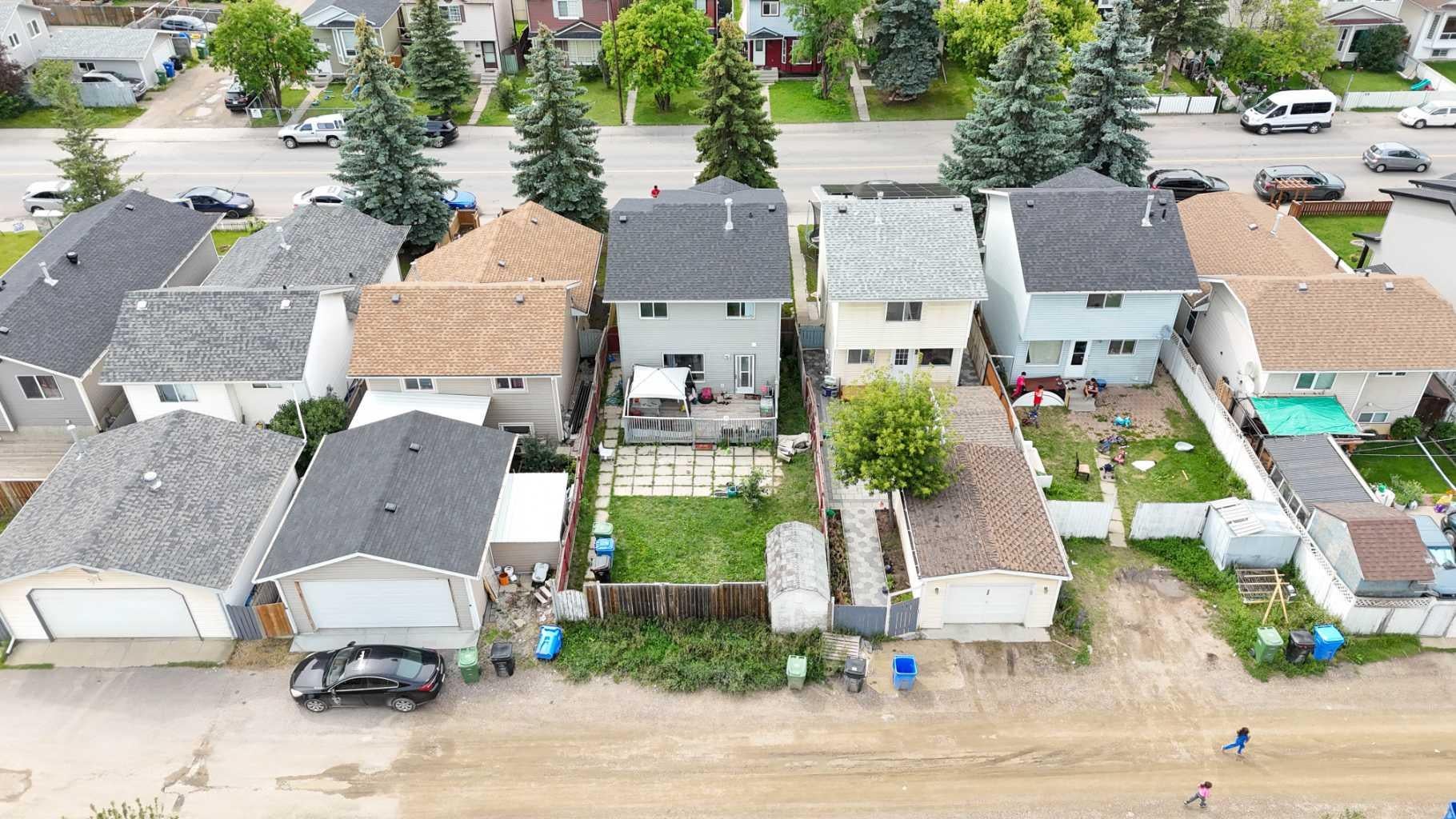 136 Martindale Drive NE