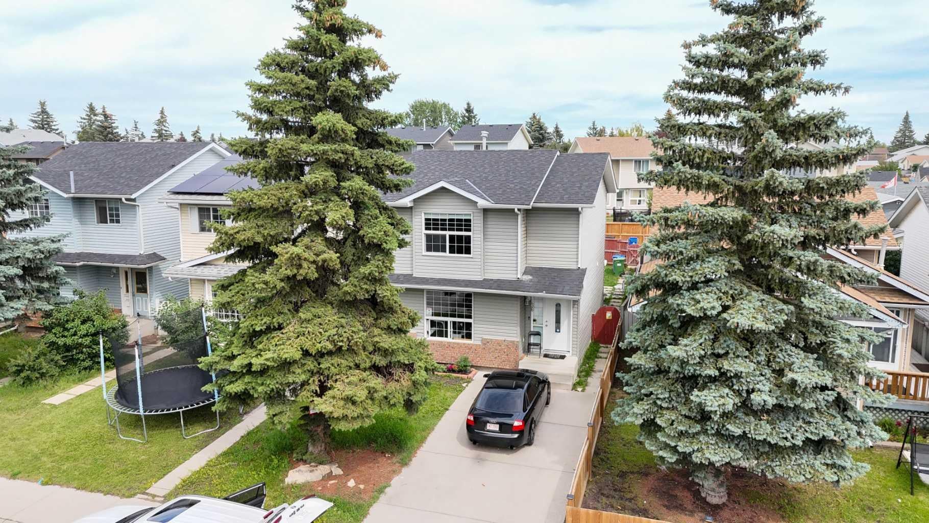 136 Martindale Drive NE