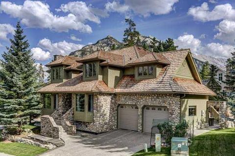 5 Cascade Court Banff AB T1L 1B1