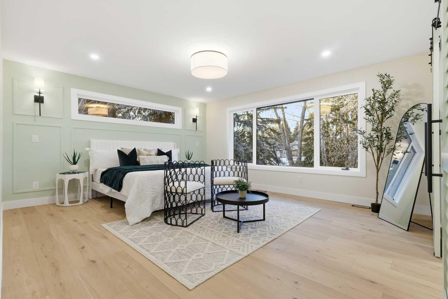 902 Varsity Estates Place NW