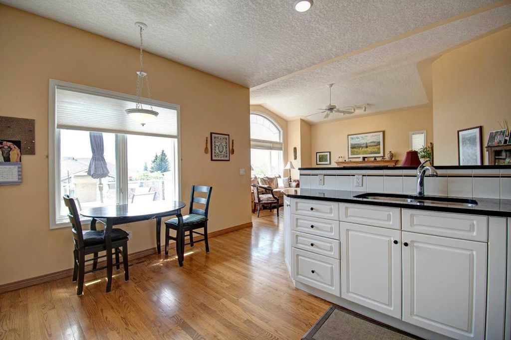 Photo of 99 Christie Point SW #58, Calgary, AB T3H 3K8 (MLS # A2307467)
