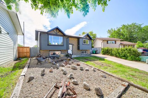 Photo of 162 Pensacola Court W, Lethbridge, AB T1K 4R6 (MLS # A2319967)