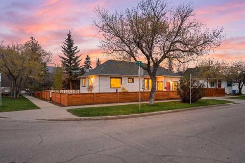 Photo of 402 8A Street NE, Calgary, AB T2E 4J3 (MLS # A2306754)