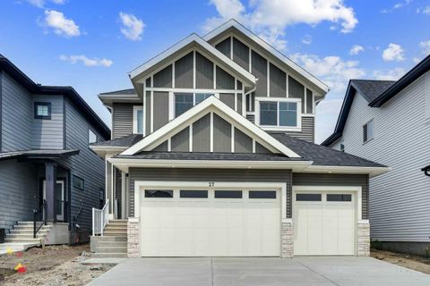 Photo of 27 Heritage Close, Cochrane, AB T4C 3G8 (MLS # A2322198)