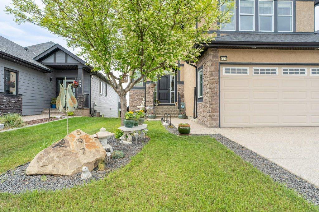 597 Muirfield Crescent