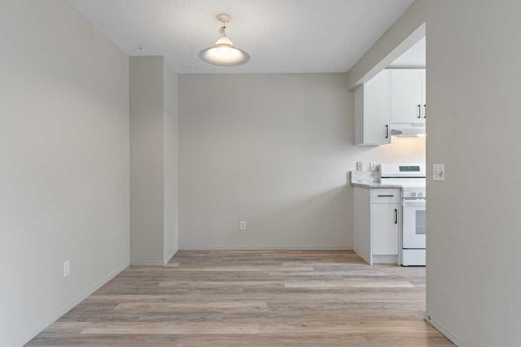 7172 Coach Hill Road SW 141