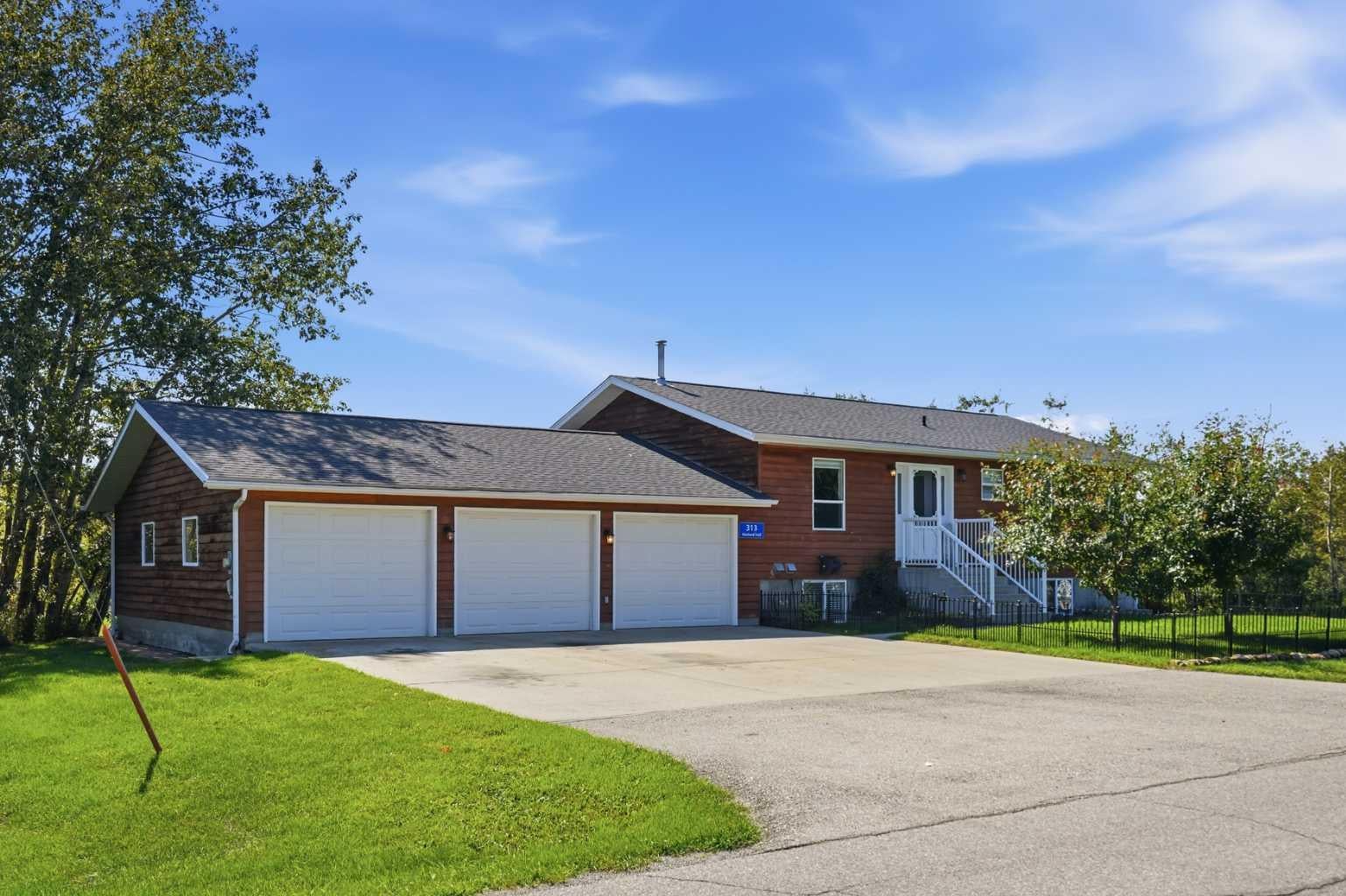 313 Macleod Trail