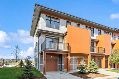 400 Belmont Street SW 110 Calgary AB T2X 4C1