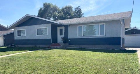Photo of 4613 55 Avenue, Vermilion, AB T9X 1R2 (MLS # A2340230)