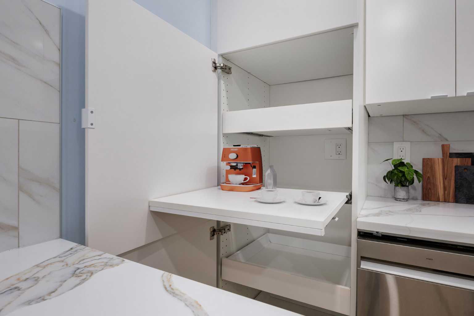 2425 90 Avenue SW 325