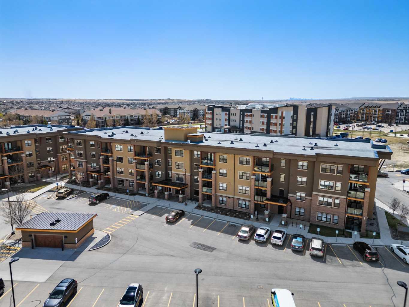 10 Market Boulevard SE 2105