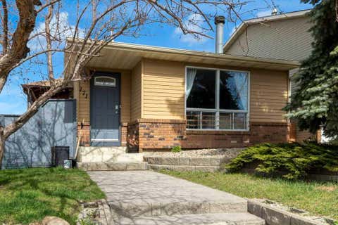 Photo of 171 Erin Mount Place SE, Calgary, AB T2B 2T3 (MLS # A2334350)