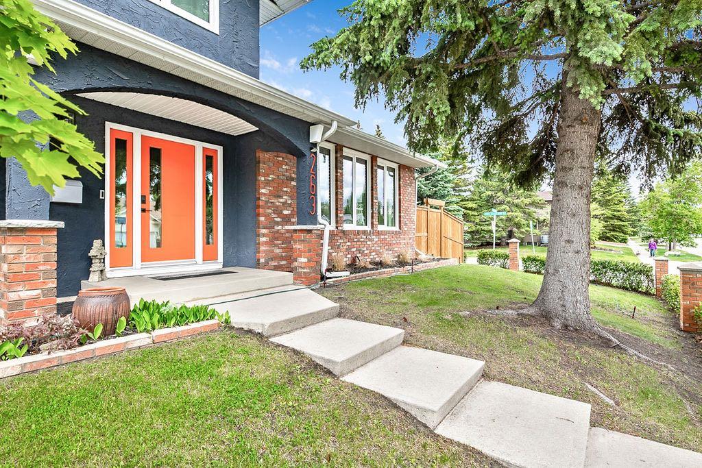 263 Silvergrove Place NW