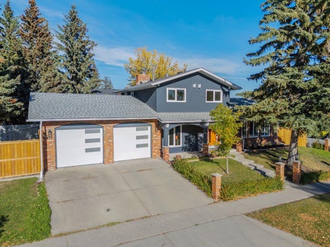 Photo of 263 Silvergrove Place NW, Calgary, AB T3B 4T5 (MLS # A2321785)