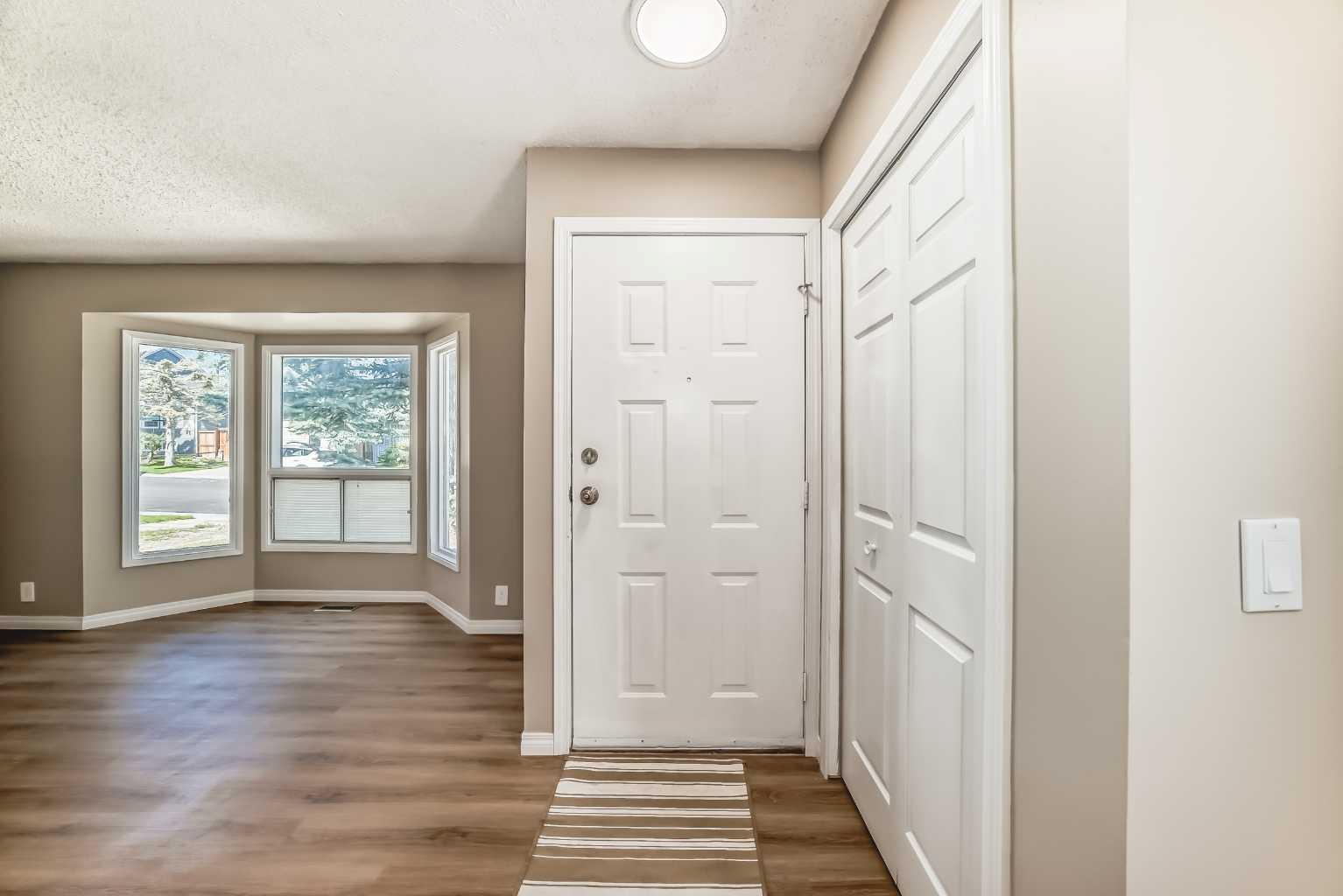 138 Sandstone Road NW
