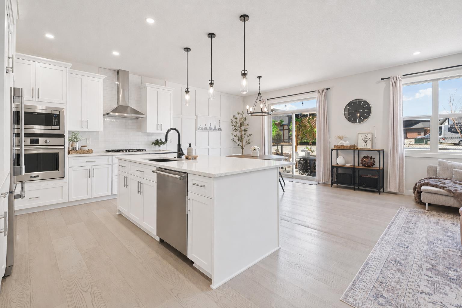 206 Riviera View