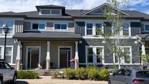 1304 Evanston Square NW Calgary AB T3P 0G9