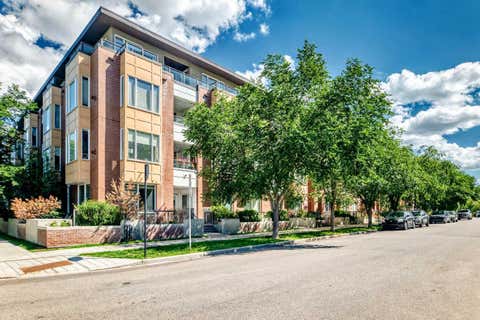 Photo of 1010 Centre Avenue NE #402, Calgary, AB T2E 4M6 (MLS # A2326113)