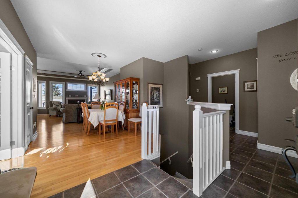 Photo of 5406A 39 Avenue, Camrose, AB T4V 5B6 (MLS # A2291842)