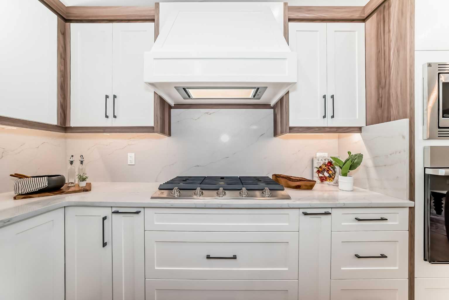 959 Lake Arrow Way SE