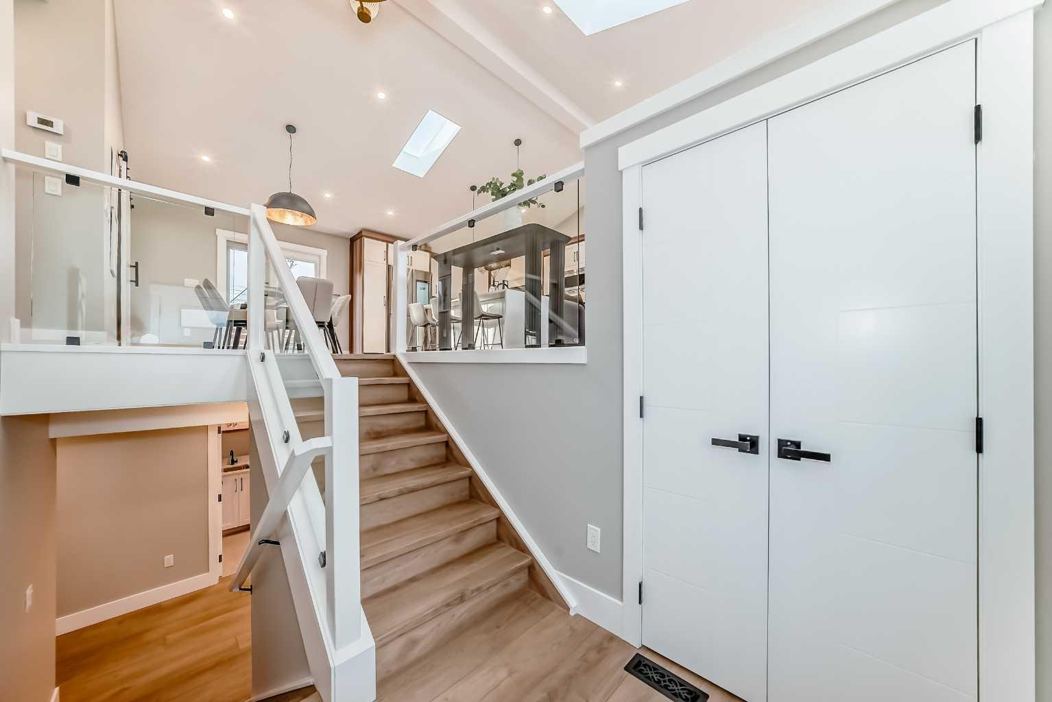 959 Lake Arrow Way SE