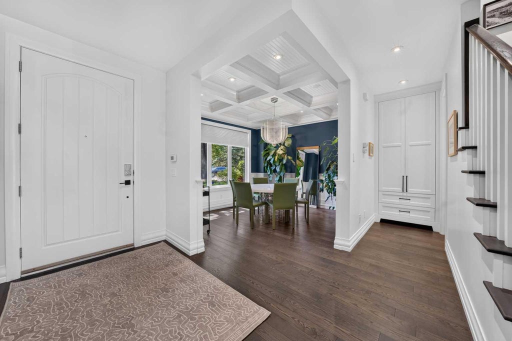 Photo of 1732 49 Avenue SW, Calgary, AB T2T 2T9 (MLS # A2326794)