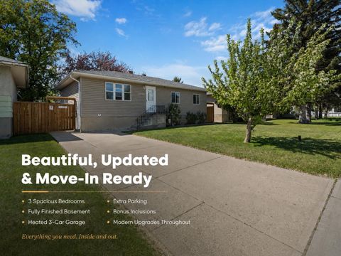 Photo of 2219 41 Street SE, Calgary, AB T2B 1C8 (MLS # A2316329)