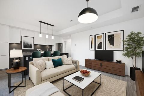 730 2 Avenue SW 311 Calgary AB T2P 1R8