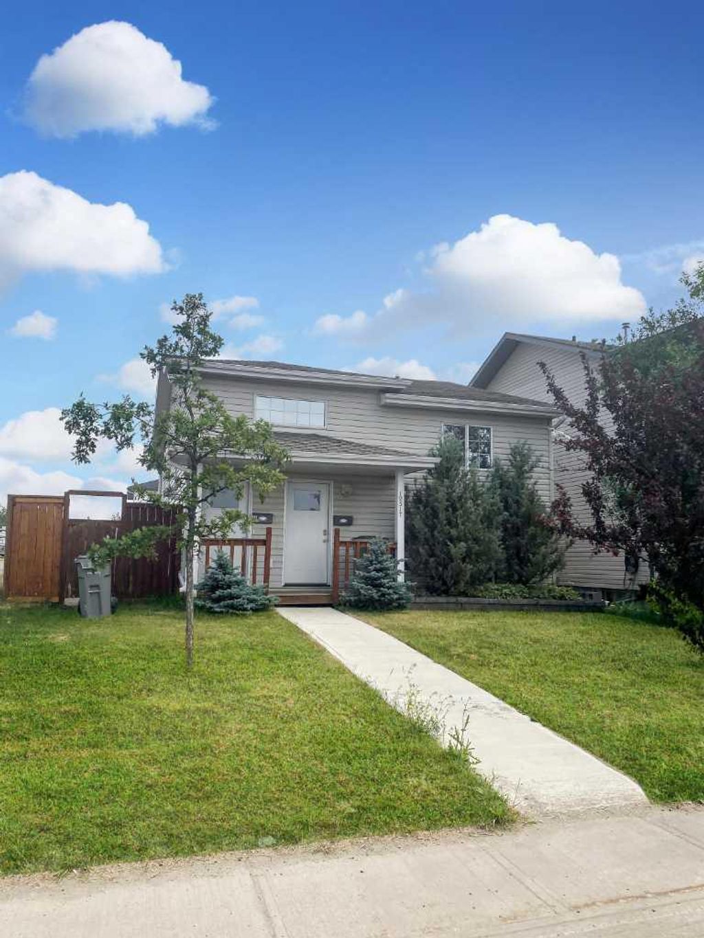 Photo of 12517 97B Street #B, Grande Prairie, AB T8V 7K4 (MLS # A2294897)