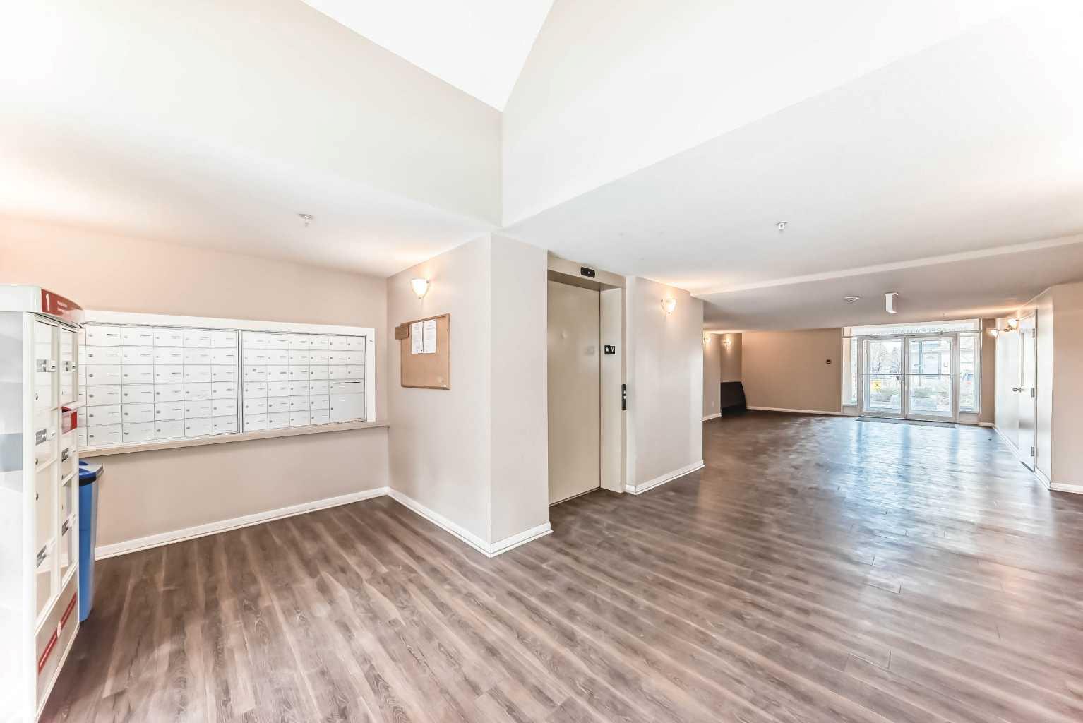 2000 Applevillage Court SE 315
