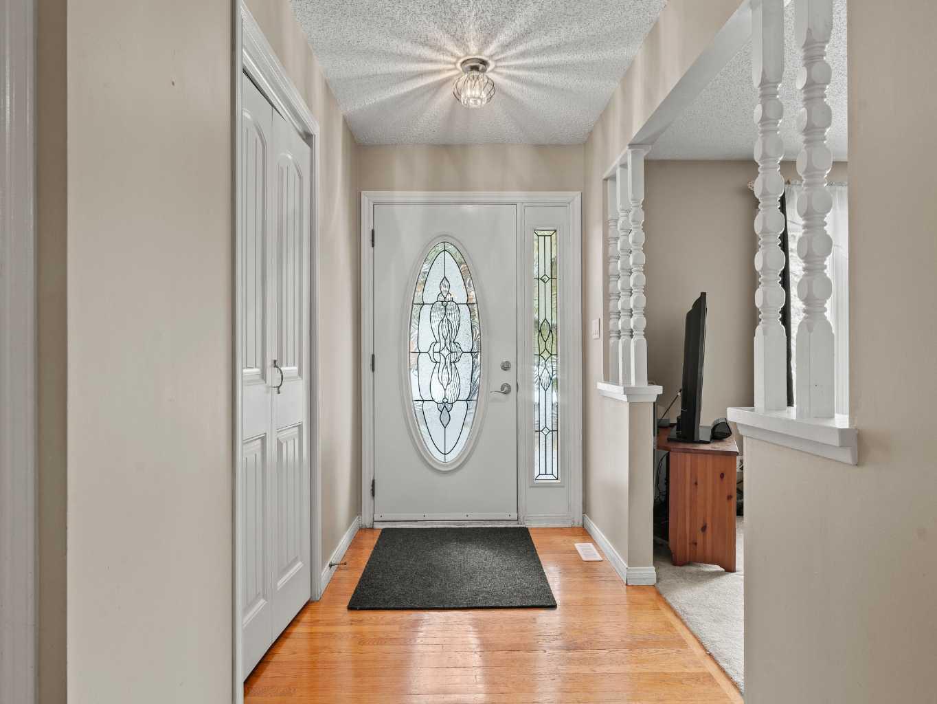 236 Midvalley Place SE