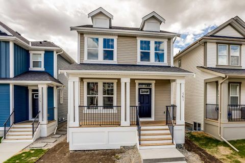 461 South Point Glen SW Airdrie AB T4B 4L2