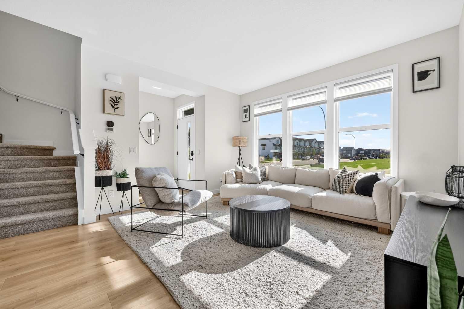 87 Heirloom Boulevard SE