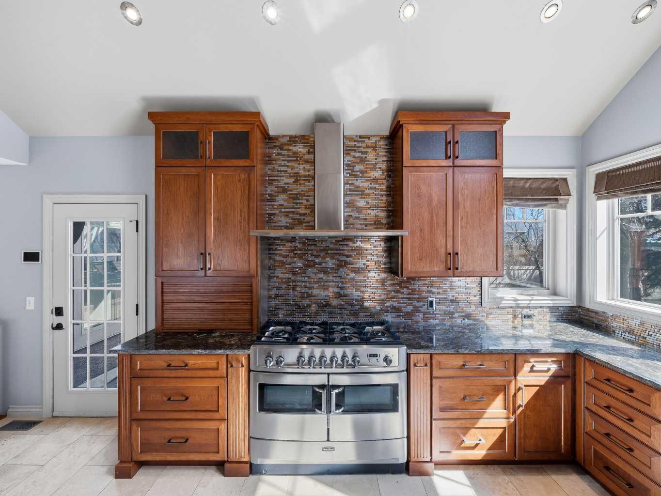 10703 Willowgreen Drive SE