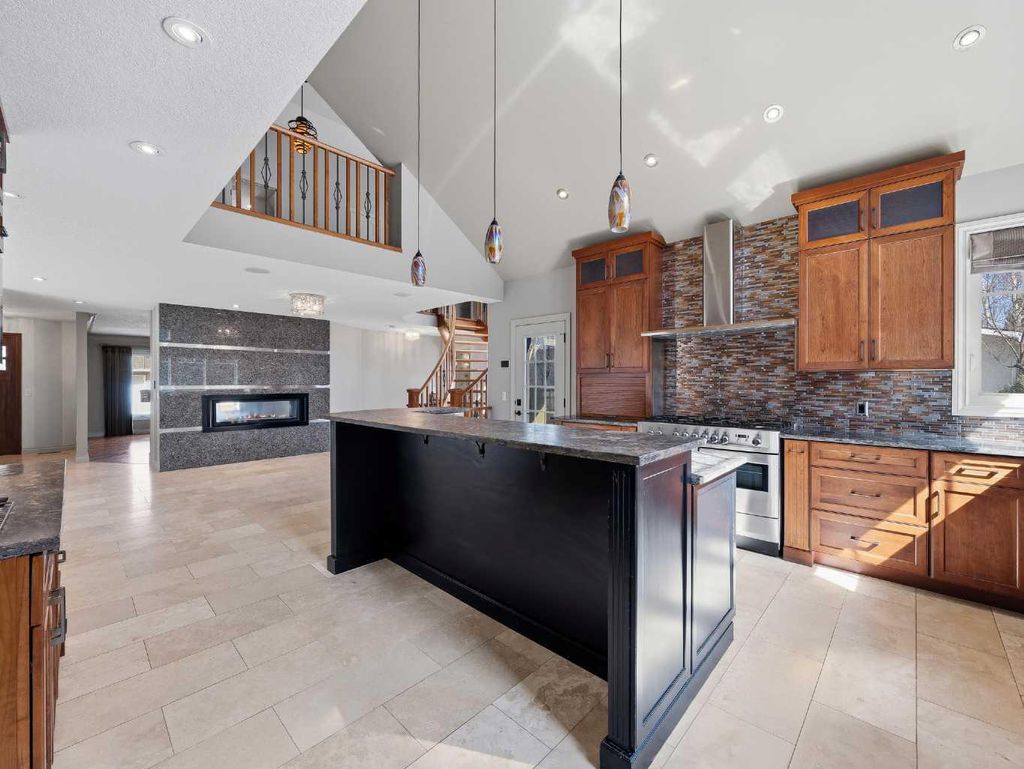 Photo of 10703 Willowgreen Drive SE, Calgary, AB T2J 1P7 (MLS # A2301300)