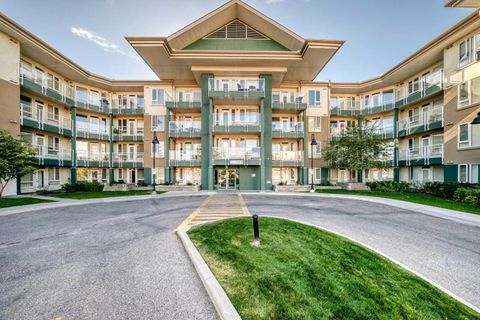 Photo of 3111 34 Avenue NW #418, Calgary, AB T2L 0Y2 (MLS # A2262853) Photo of 3111 34 Avenue NW #418, Calgary, AB T2L 0Y2 (MLS # A2262853)