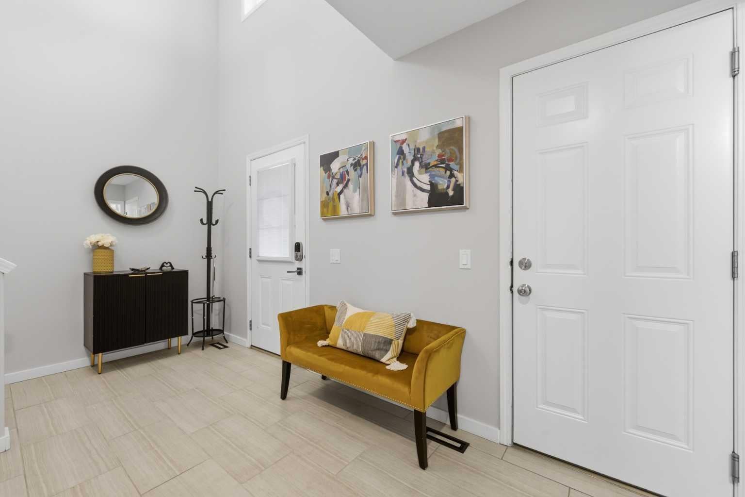 121 Springmere Grove