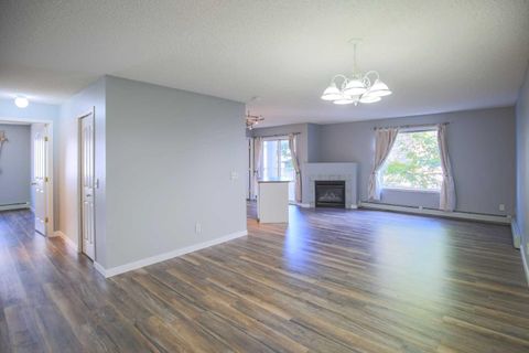 Photo of 5202 Valleyview Park SE #202, Calgary, AB T2B 0K9 (MLS # A2286567)