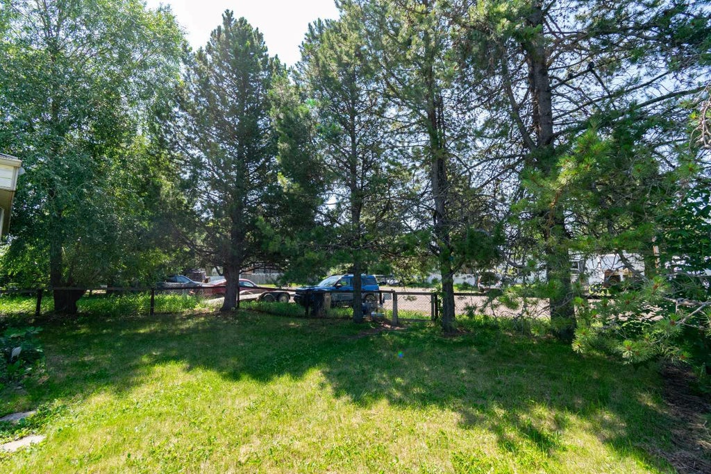 Photo of 4 48A Street Close, Alix, AB T0C 0B0 (MLS # A2350427)
