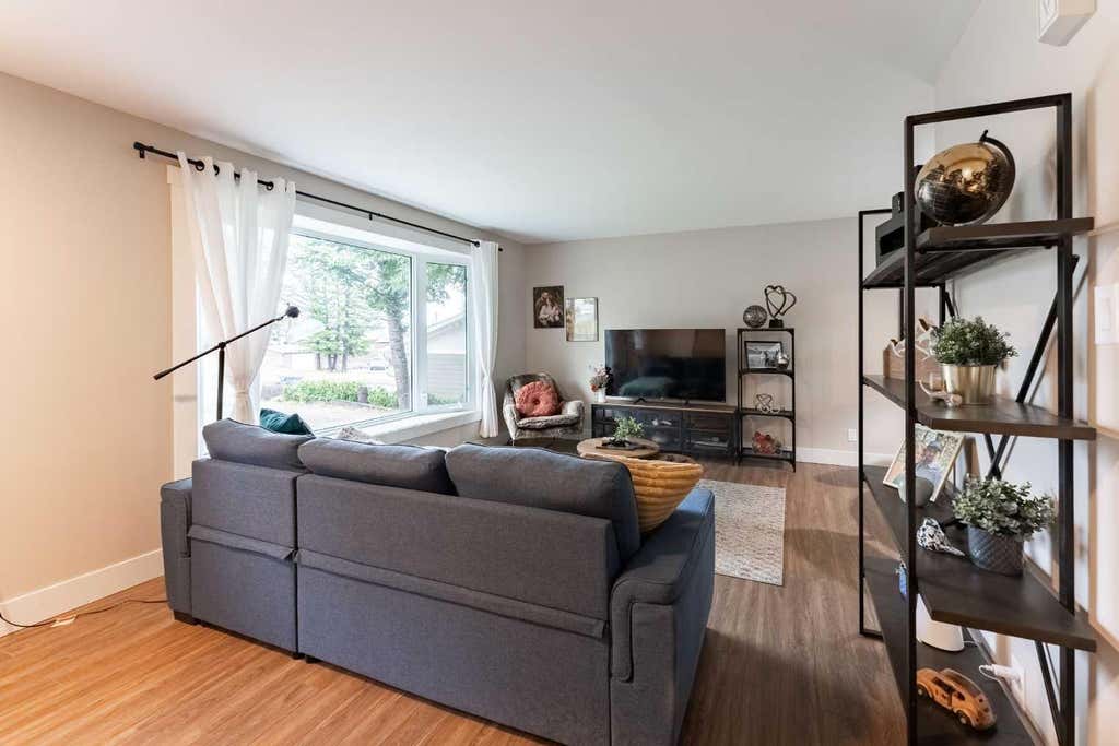 Photo of 2802 77 Street, Coleman, AB T0K 0M0 (MLS # A2337306)