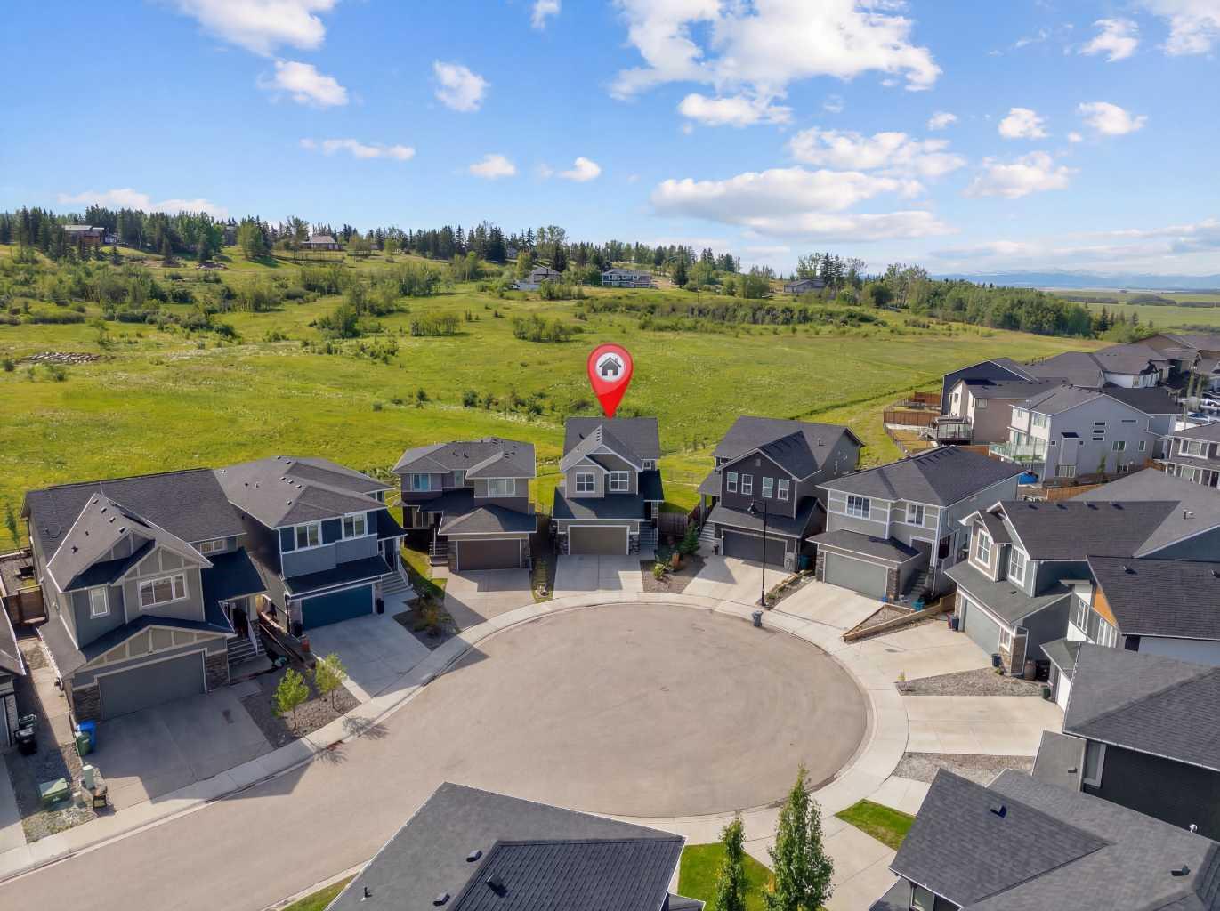 126 Crestridge View SW