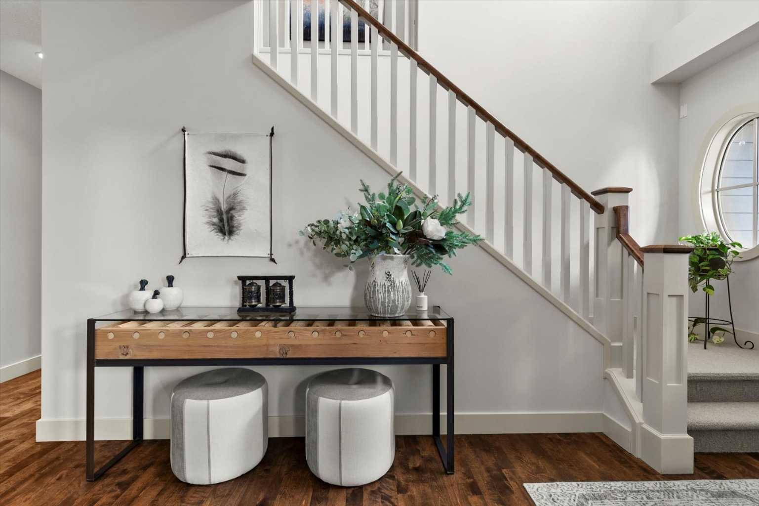 35 Tusslewood Drive NW