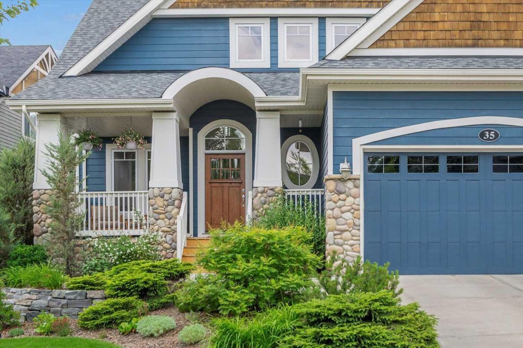 Photo of 35 Tusslewood Drive NW, Calgary, AB T3L 2M6 (MLS # A2290708)